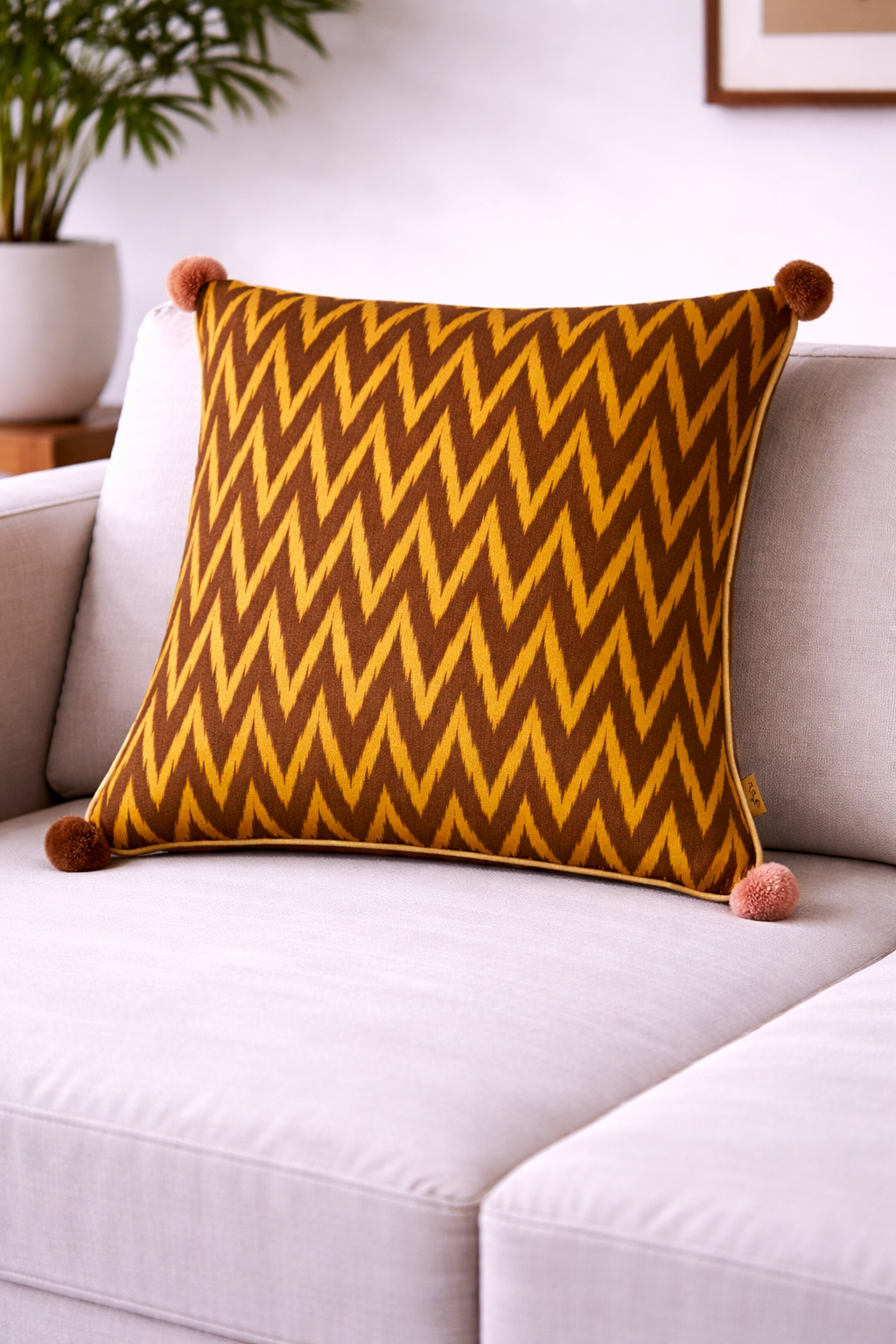 Inform Chevron Cushion